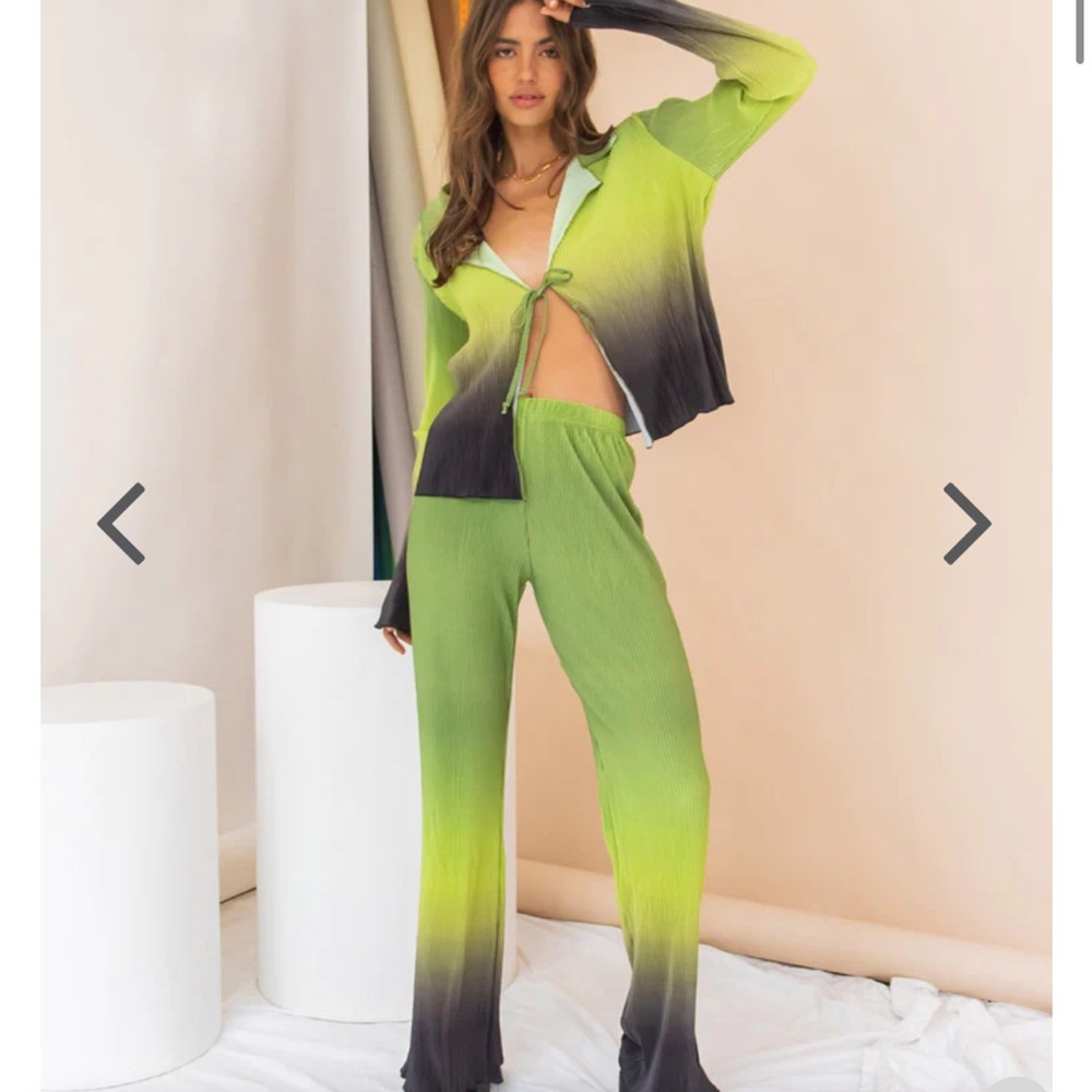 Vrg Grl Paris in the 90s Pants